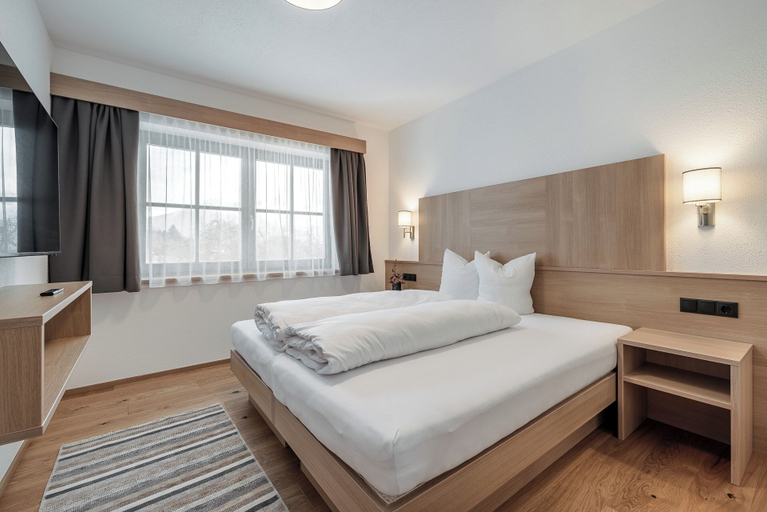 Bedroom 3, Chalet Pirchhof by MYALPS, Imst