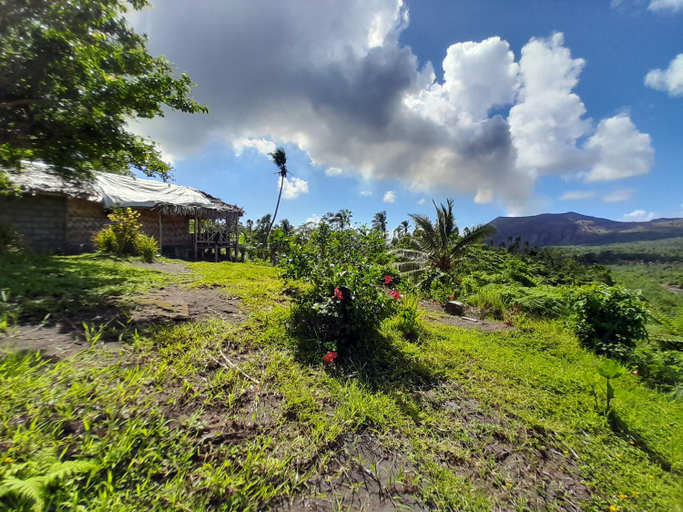 Others 4, Yasur View Bungalow and Tree House, Whitesands