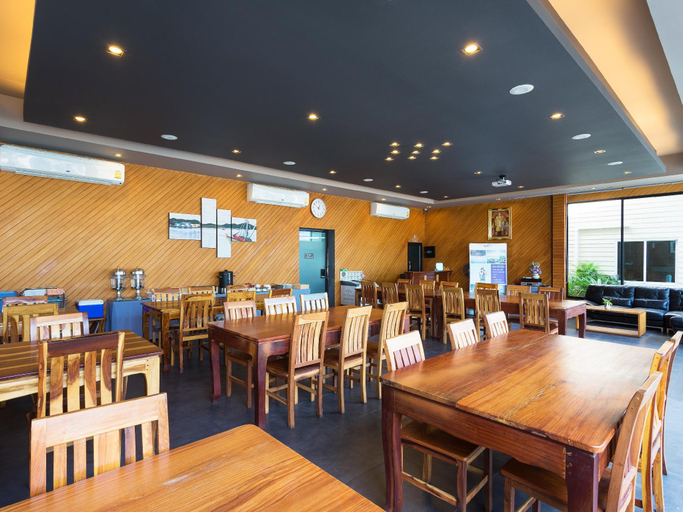 Food & Drinks 5, Baan Tah On The Sea, Sattahip