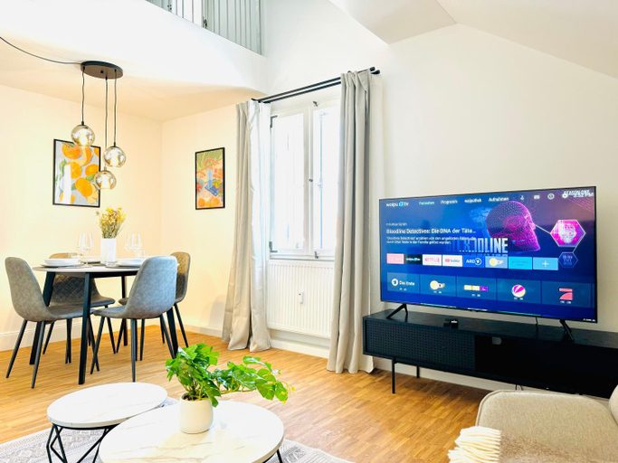 Others 2, UNiQE - design Apartments - SKY-TV - Audi - free parking, Ingolstadt
