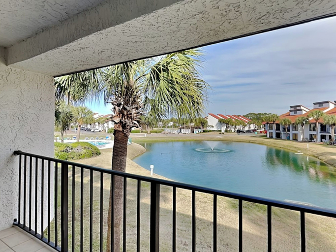 Sport & Beauty, Edgewater Beach & Golf Resort IV by Resort Collection, Bay