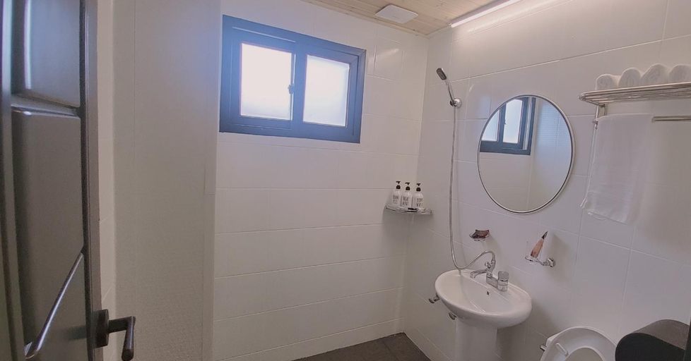 Bathroom 5, Jeju Soroan Pension, Seogwipo