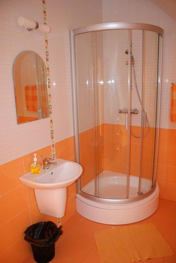 Bathroom 4, Atputas komplekss "Pukarags", Liepaja
