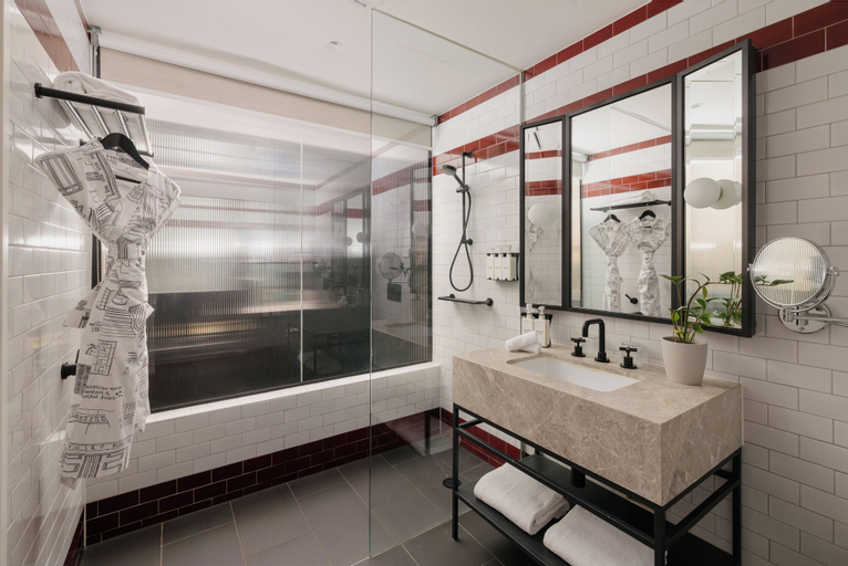 Bathroom 24