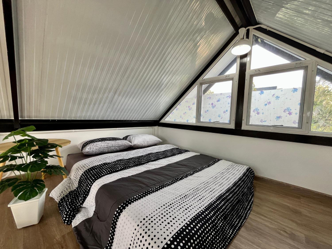 Bedroom 16
