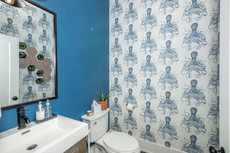 Bathroom 4, Northside Nook Home for 6!, Hamilton