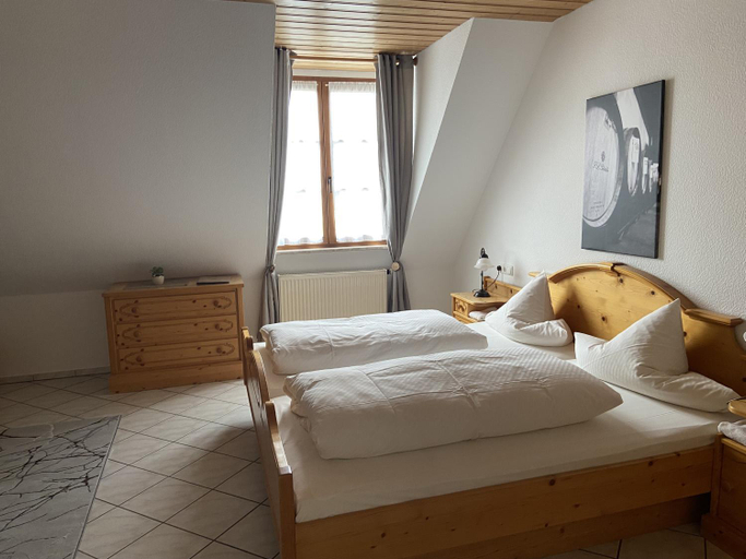 Bedroom 2, Wein- und Sekthaus F.B.Schonleber, Rheingau-Taunus-Kreis