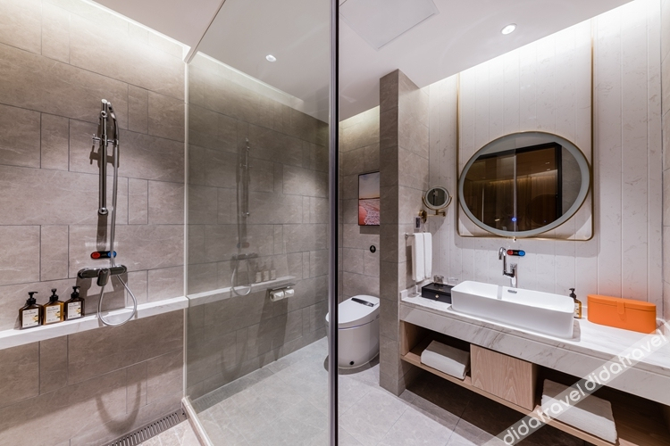 Bathroom 3, Vienna International Hotel, Quanzhou