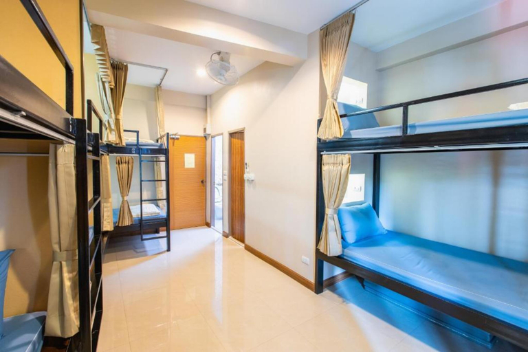 Bedroom 3, Restiny Hostel, Ratchathewi