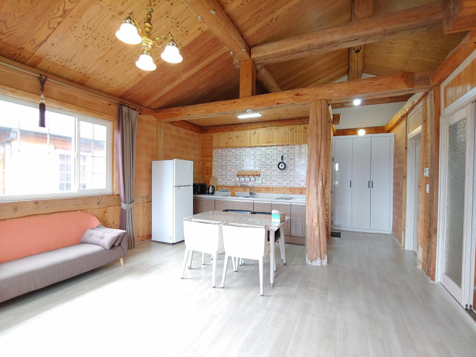 Others 5, Geumok Log Pension, Seogwipo
