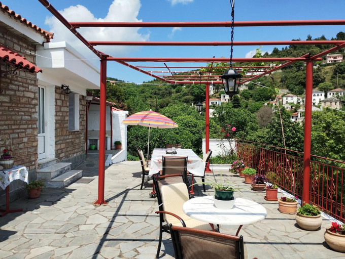 Exterior view 2, Zina's Cottage in Afetes, Thessaly