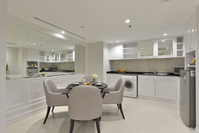 Dining Room 22