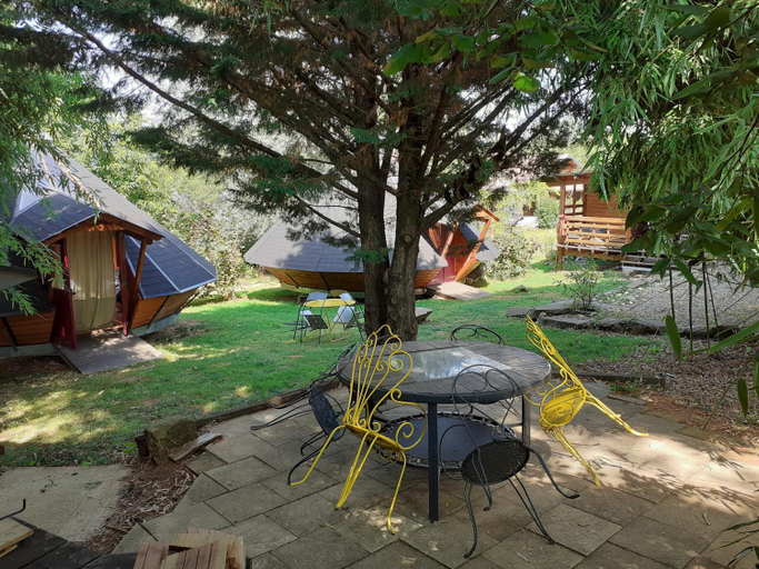Others 2, Tipis Du Petit Buisson, Tarn