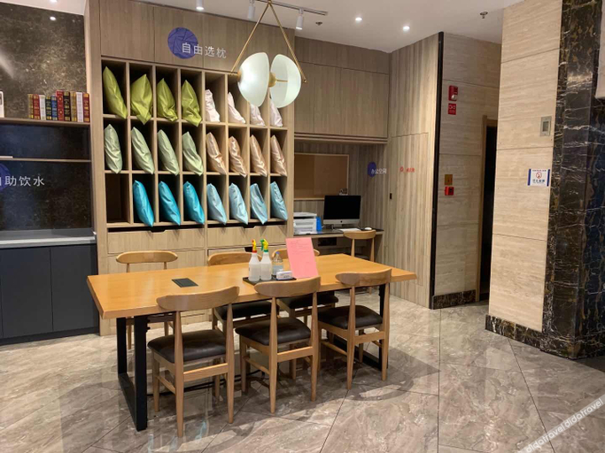 Food & Drinks 4, Hanting Premium Hotel Haining Railway Station, Jiaxing