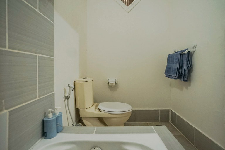 Bathroom 4