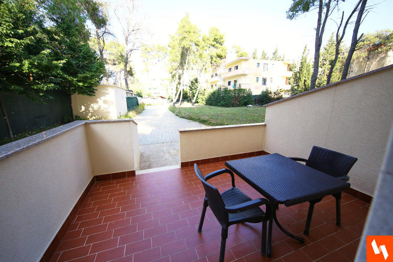 Others 4, Modern Beach Studio w/ Balcony, Kavajës