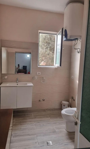 Others 3, Guest house Sherifi, Beratit