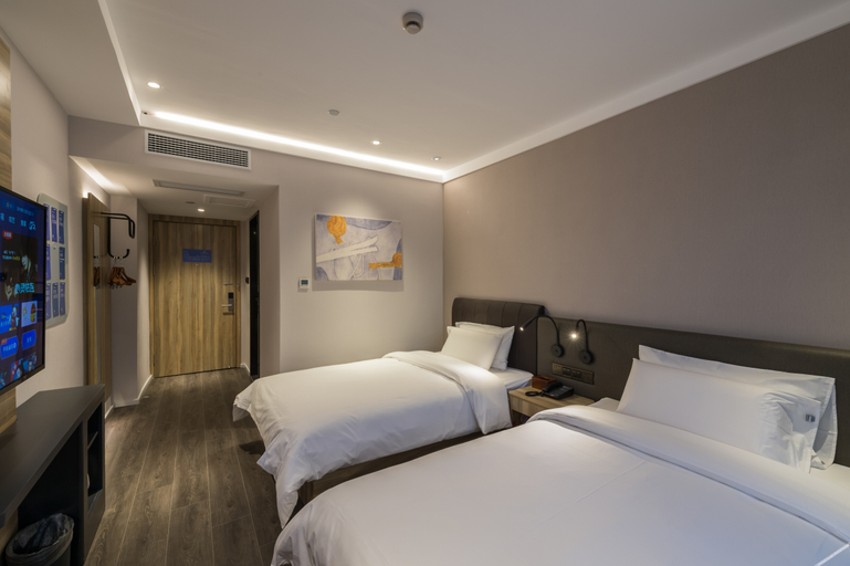 Bedroom 2, Hanting Premium Hotel Haining Railway Station, Jiaxing