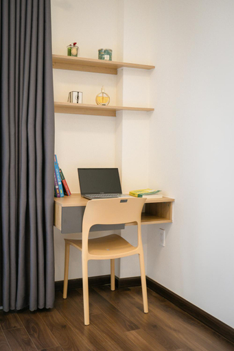Others 5, Le House - 1A Btw airport and D1 center, fast wifi and check-in 24-7, Phú Nhuận
