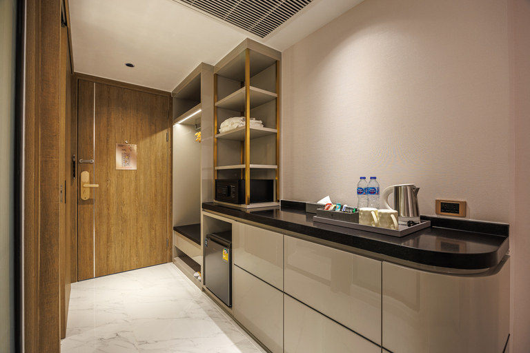 Dining Room 12
