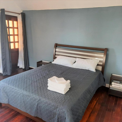 4, Villa Rose