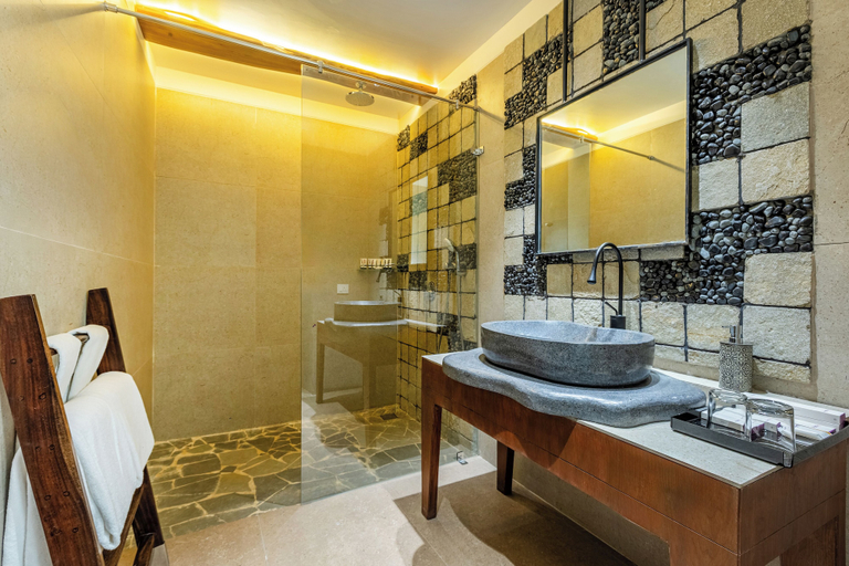Bathroom 3, Sterling Tipeshwar, Yavatmal