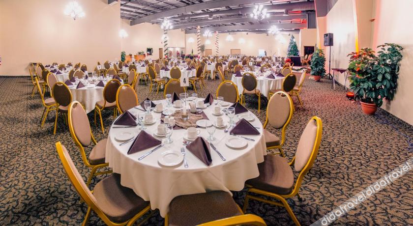 Food & Drinks 5, Canad Inns Destination Centre Portage la Prairie, Division No. 9
