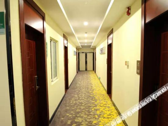 Others 5, Yixuan Youpin Hotel, Fangchenggang