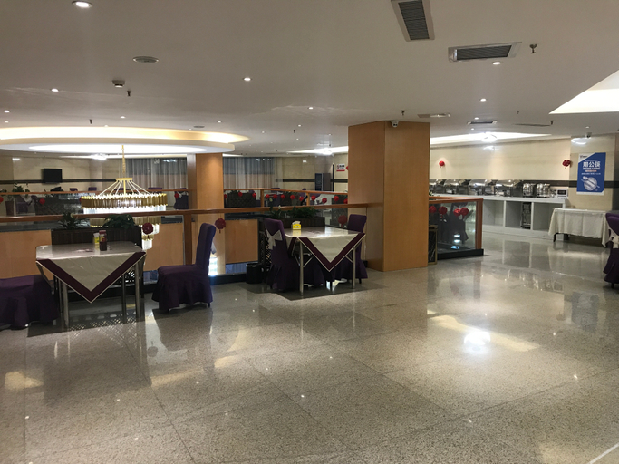 Food & Drinks 4, グリーンツリーホテル(バスターミナル), Datong