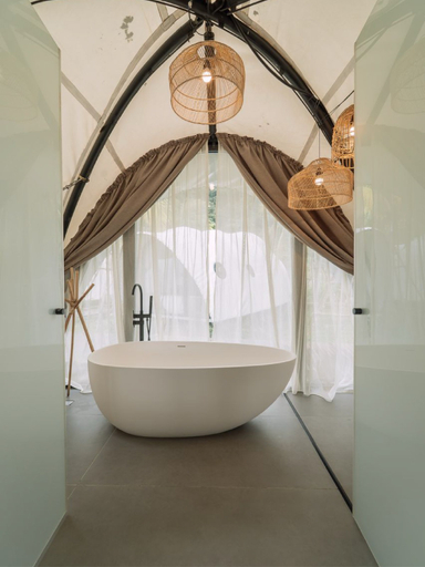 Cocoon Resort Kuching - Tap to explore photos