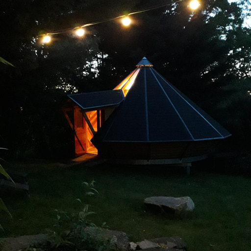 Tipis Du Petit Buisson, Tarn