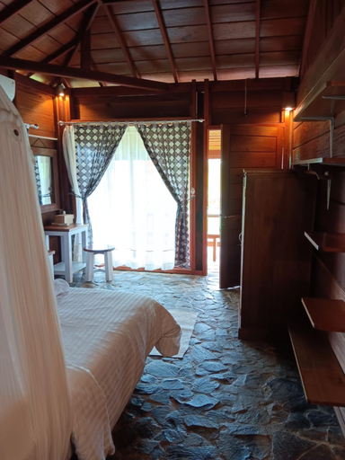 Others 2, Oinan Guest House, Kepulauan Mentawai
