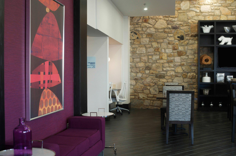 Public Area, Holiday Inn Express HICKORY-HICKORY MART by IHG, Catawba