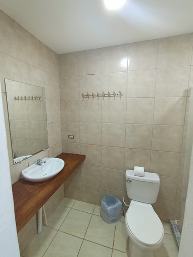 Bathroom 2, Casa Maria, Tola