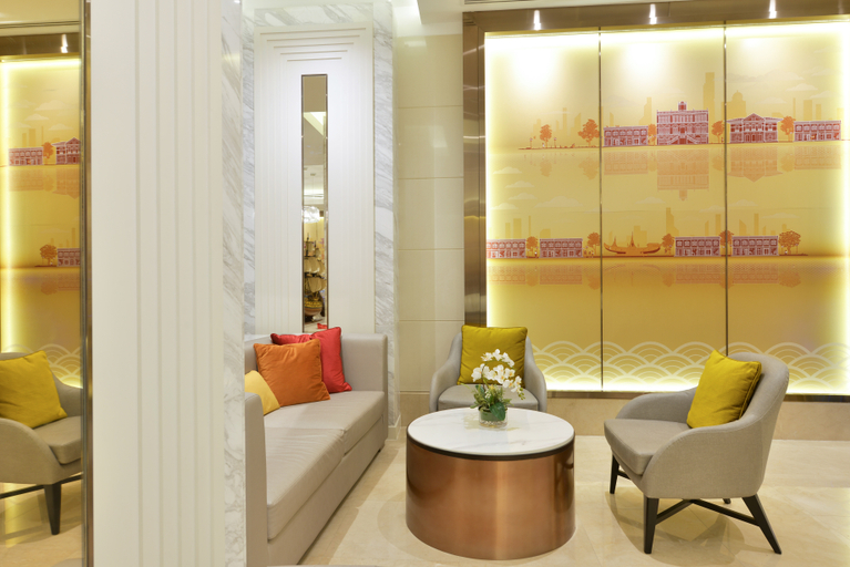 Public Area 4, Centre Point Plus Hotel Silom, Bang Rak
