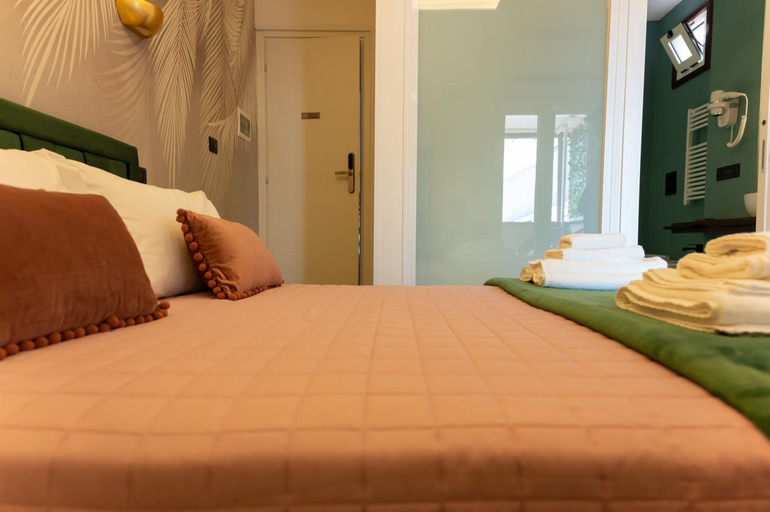 Bedroom 2, 5 Sensi - Terrazzo, Fibra Ultraveloce, Cosenza