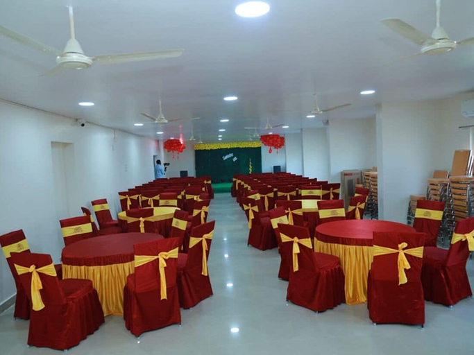 Food & Drinks, samudra inn, Nalgonda