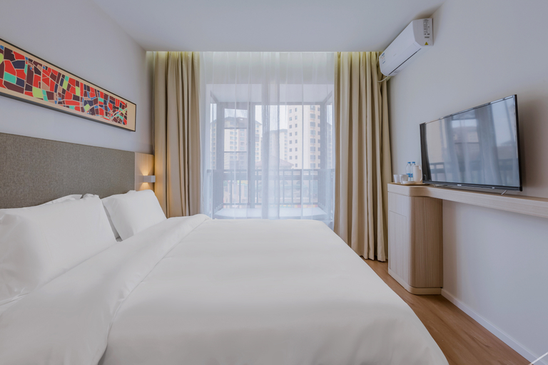 Bedroom 2, HanTing Hotel (Kunming Changshui International Airport Xindian), Kunming