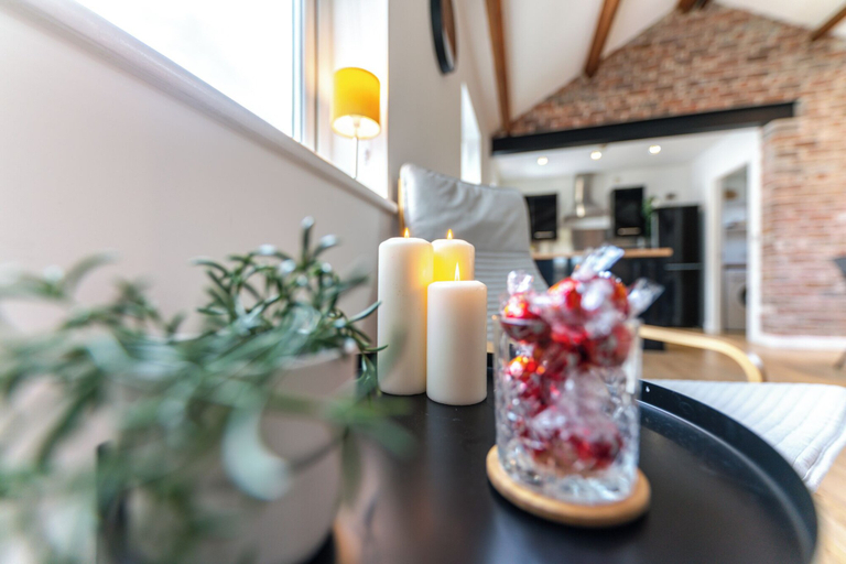 Food & Drinks 5, 2 Bed House Close to Cardiff City Centre, Cardiff