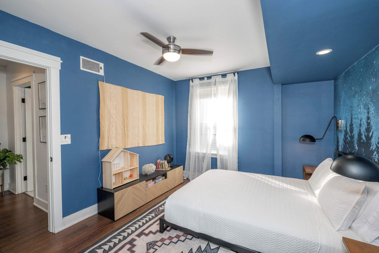Bedroom 3, Northside Nook Home for 6!, Hamilton