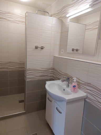 Others 3, Szepasszonyvolgy Apartman, Eger
