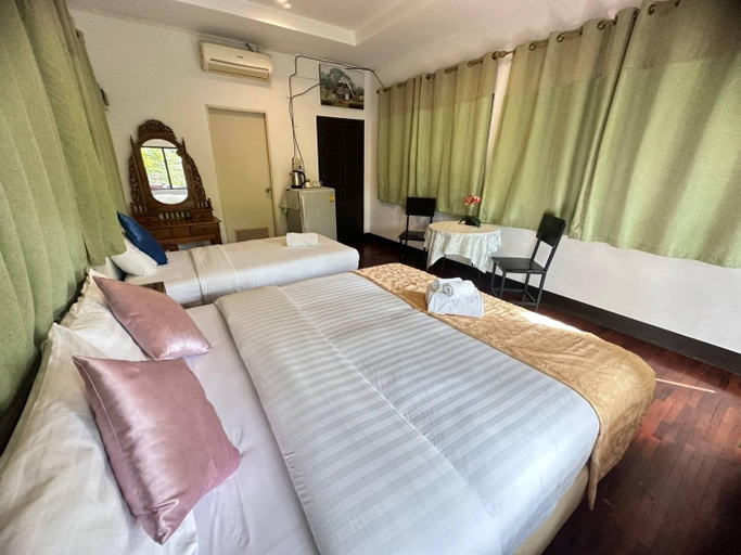 Bedroom 10