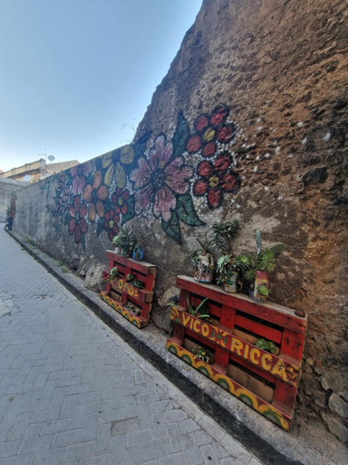 Others 5, Al Vicolo, Catania