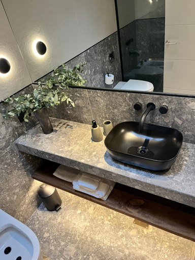 Bathroom 3, Casa Papagayo, Capital