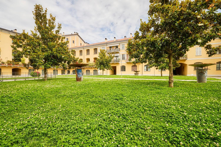 Exterior 7