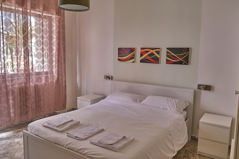 Others 4, KAMILA Guest House, Bari