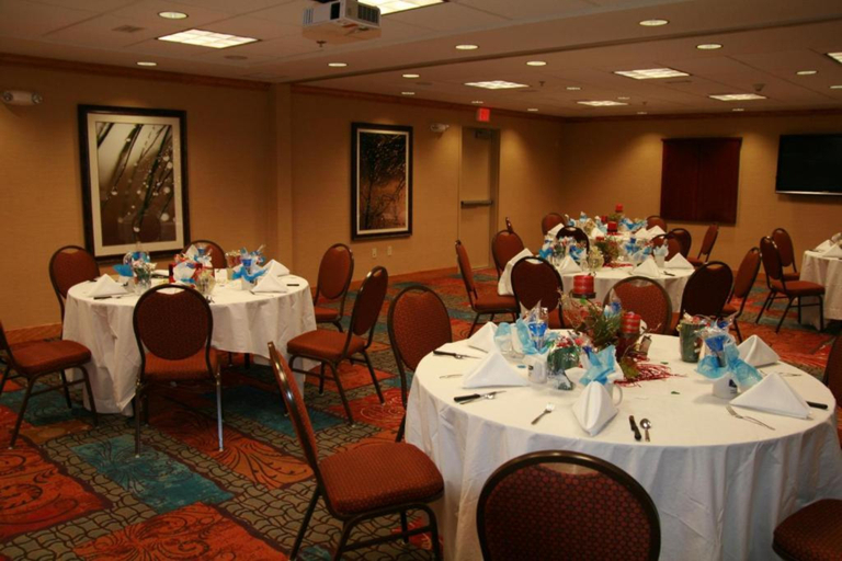 Food & Drinks 5, Hampton Inn & Suites By Hilton Craig, Moffat