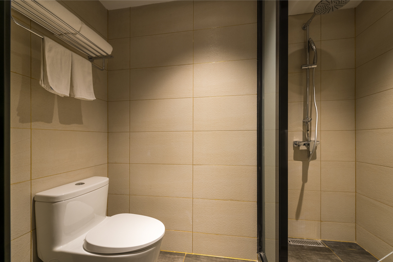 Bathroom 3, Hanting Premium Hotel Haining Railway Station, Jiaxing