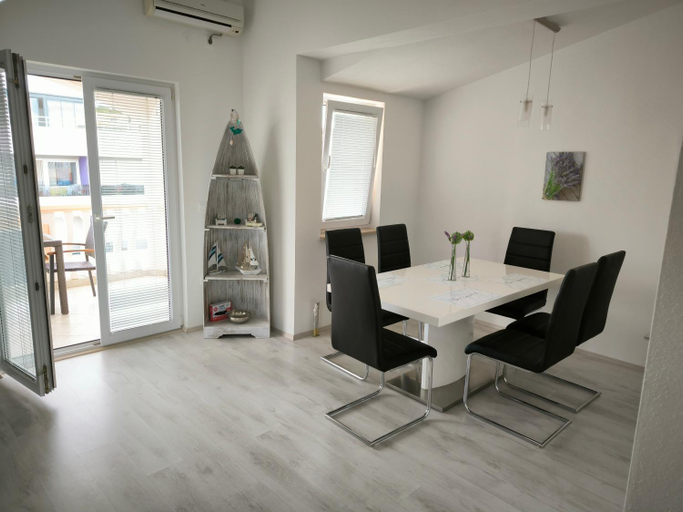 Others 3, Rooms & Apartments Ana 2, Zadar