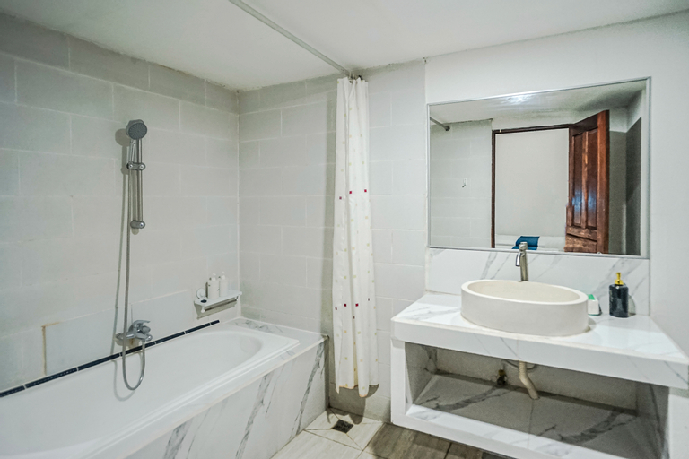 Bathroom 5